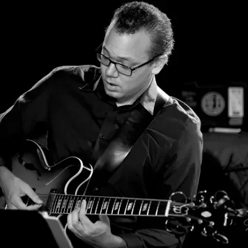 MaxBowenBNW.jpg-sqLg