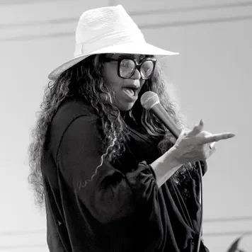 SandraBomarBNW.jpg-sqLg